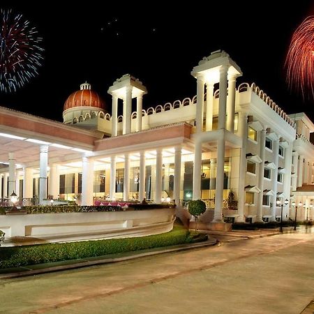 Holiday Regency Moradabad Exterior photo